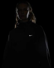 Вітровка жіноча Nike Storm-FIT Swift FB7492-010