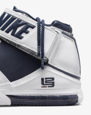 Кеди Nike Zoom LeBron 2 DR0826-100