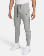 Спортивні штани Nike Sportswear Tech Fleece FB8002-330