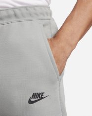Спортивні штани Nike Sportswear Tech Fleece FB8002-330
