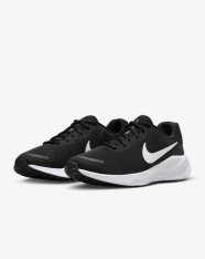 Кросівки бігові Nike Revolution 7 FB2207-001