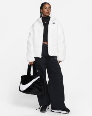 Куртка жіноча Nike Sportswear Classic Puffer FB7672-100
