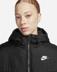 Куртка женская Nike Sportswear Classic Puffer FB7675-010