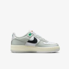 Кеды женсккие Nike Air Force 1 LV8 DZ2660-001