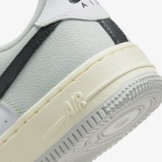 Кеды женсккие Nike Air Force 1 LV8 DZ2660-001