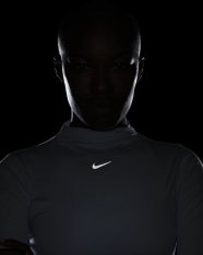 Тренировочный реглан женский Nike Dri-FIT One Luxe FB5276-423