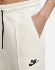 Спортивні штани жіночі Nike Sportswear Tech Fleece FB8330-110