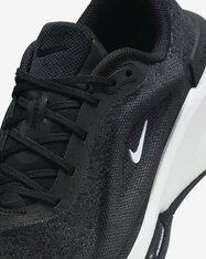 Кросівки бігові жіночі Nike Versair DZ3547-001