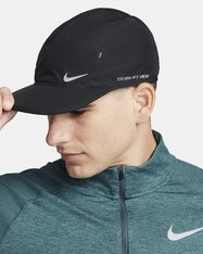 Кепка Nike Storm-FIT ADV Fly FJ6132-010