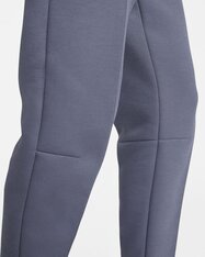 Спортивные штаны женские Nike Sportswear Tech Fleece FB8330-003