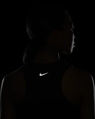 Топ Nike One Fitted FN2806-010