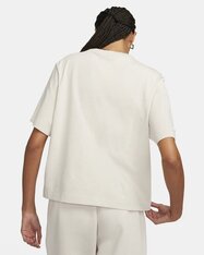 Футболка женская Nike Sportswear Classic FQ6600-104