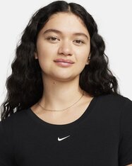 Футболка женская Nike Sportswear Chill Knit FN3664-010