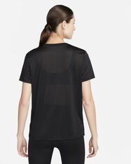 Футболка женская Nike Dri-FIT Graphic FQ4975-011