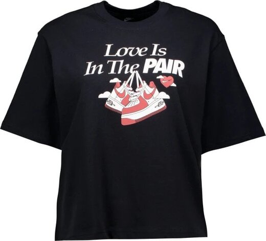 Футболка жіноча Nike Sportswear FQ8870-010