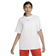 Футболка жіноча Nike Sportswear Essential FD4149-051
