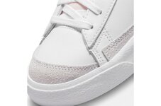 Кеды женсккие Nike Blazer Low '77 DC4769-111