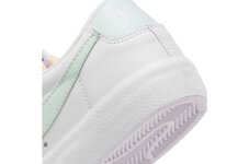 Кеды женсккие Nike Blazer Low '77 DC4769-111