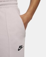 Спортивные штаны женские Nike Sportswear Tech Fleece FB8330-019