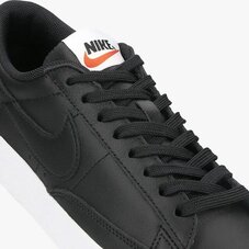 Кеди жіночі Nike Blazer Low LE AV9370-001