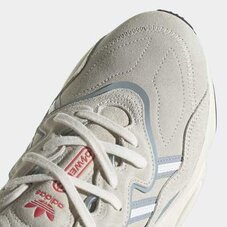 Кроссовки Adidas Ozweego HP6387