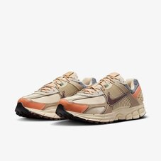 Кроссовки Nike Zoom Vomero 5 FZ5051-121