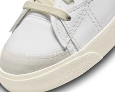 Кеди Nike Blazer Low '77 Jumbo SE FD0378-121