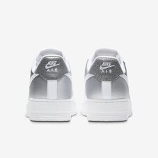 Кросівки жіночі Nike Air Force 1 07 DD6629-100