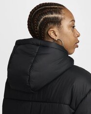 Куртка жіноча Nike Sportswear Classic Puffer FZ5903-010