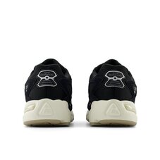 Кроссовки New Balance 725 ML725BB