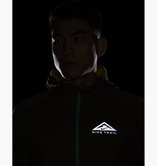 Ветровка Nike Trail Aireez DX6883-368