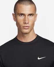 Тренувальний реглан Nike Dri-FIT UV Hyverse FB8583-010