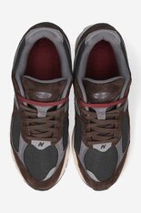 Кроссовки New Balance 2002R 'Lunar New Year - Rich Earth' M2002RLY