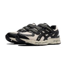 Кроссовки женские Asics Gel-Kayano 20 Hal Studios Bon 1203A499-250