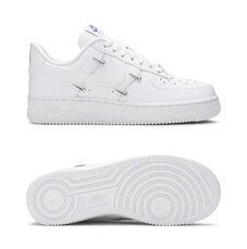Кроссовки женские Nike Air Force 1 07 LX CT1990-100