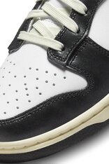 Кроссовки женские Nike Dunk Low FQ8899-100