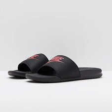 Шльопанці Nike Benassi 343880-060