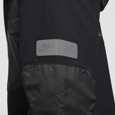 Вітровка Nike Air Max HF6600-010