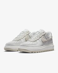 Кросівки Nike Air Force 1 Luxe DD9605-010