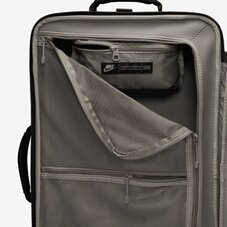 Сумка на колесах Nike Fiftyone 49 Cabin Roller PBZ277-011