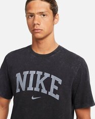 Футболка Nike Sportswear DC0724-010