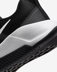 Кросівки бігові Nike MC Trainer 3 FQ1831-001