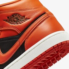 Кросівки Air Jordan 1 Mid "Orange" DM3381-600