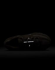 Кроссовки Nike Zoom Vomero 5 HV2529-200