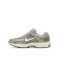 Кросівки Nike Zoom Vomero 5 HF1553-002
