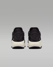 Кросівки дитячі Jordan Max Aura 5 DZ4352-010