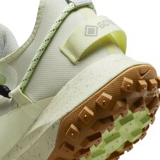 Кроссовки женские Nike ACG Mountain Fly Low GORE-TEX SE DD2861-001