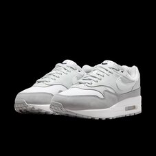 Кросівки жіночі Nike Air Max 1 '87 FN0564-001