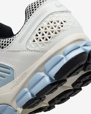 Кросівки жіночі Nike Zoom Vomero 5 FQ7079-001