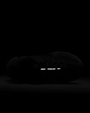 Кросівки жіночі Nike Zoom Vomero 5 FQ7079-001